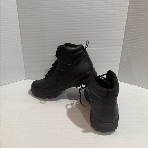 Nike Manoa Leather Boots – Black – Men's Size 8.5